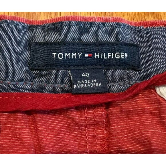 TOMMY HILFIGER Shorts Men's Size 40 Red Chino Regular Casual Flat Front Cotton - Picture 2 of 8